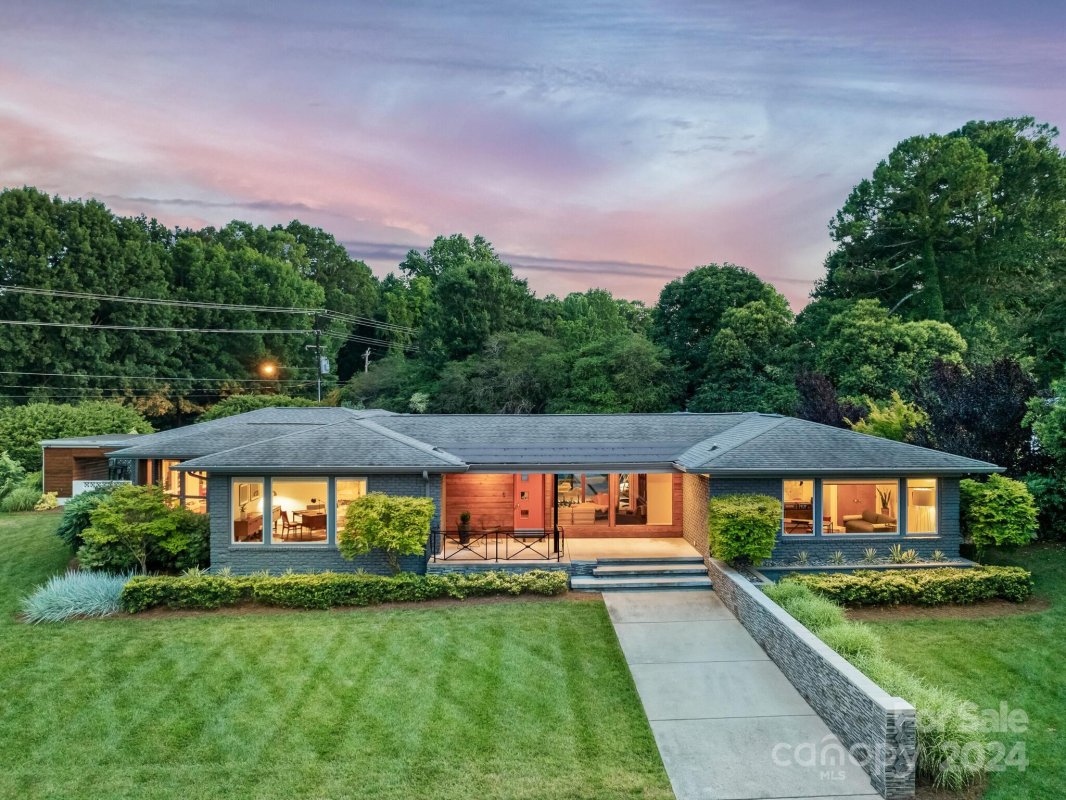 4642 Sharon View Road