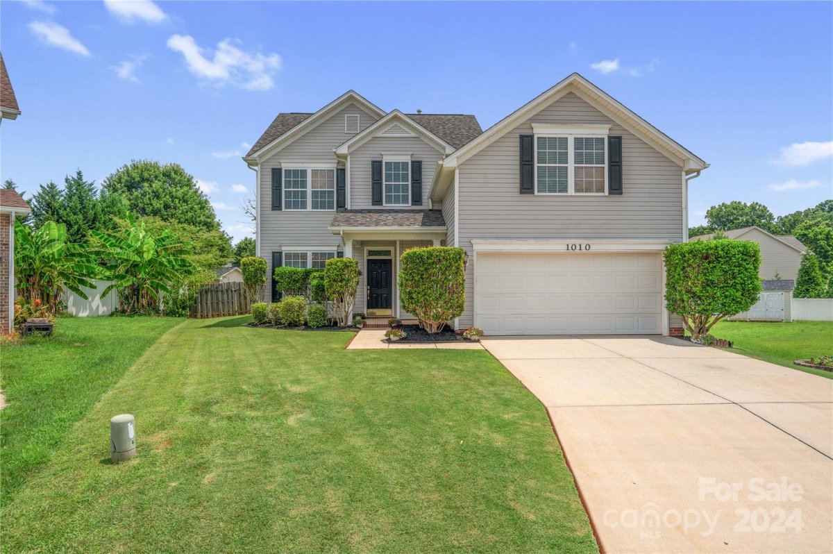 1010 Toquima Trail