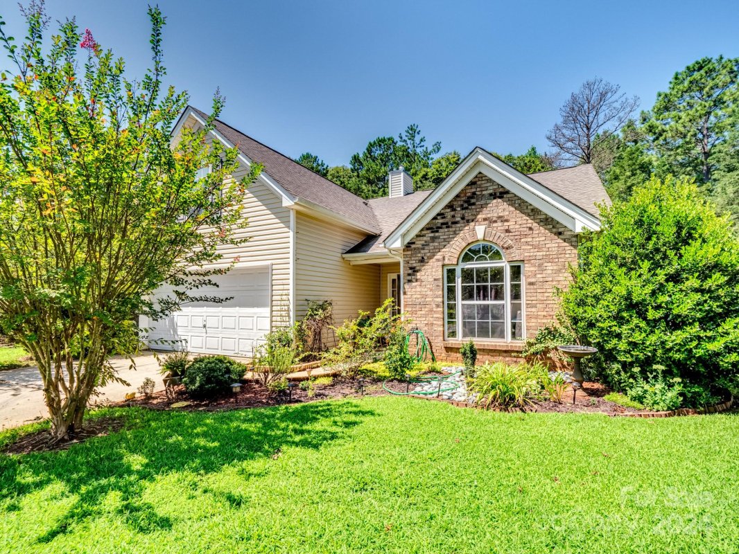 1738 Lillywood Lane