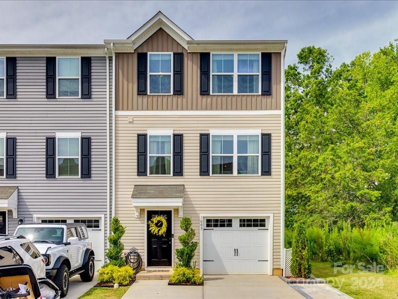 1003 Rushing Lane