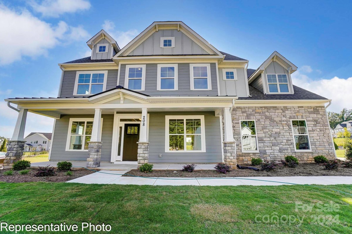1751 Post Court 515