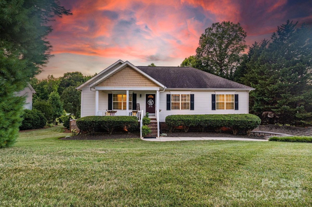219 Heather Glen Lane