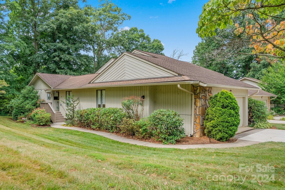 117 Clubwood Court