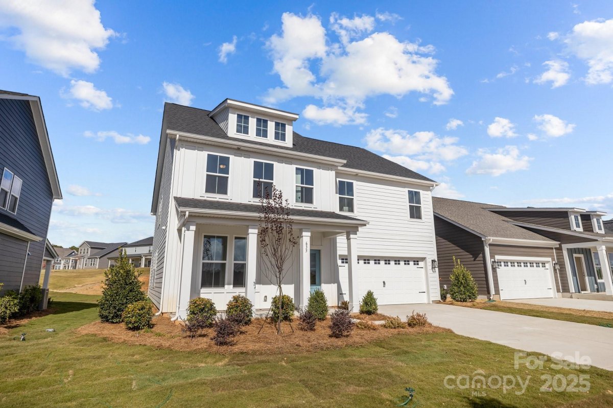 633 Amberjack Place