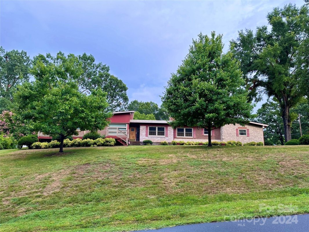 137 Brooklain Drive