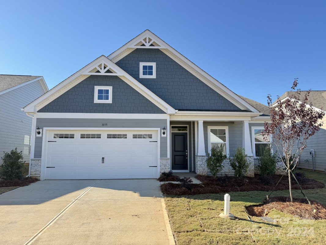 1035 Bull Dog Lane