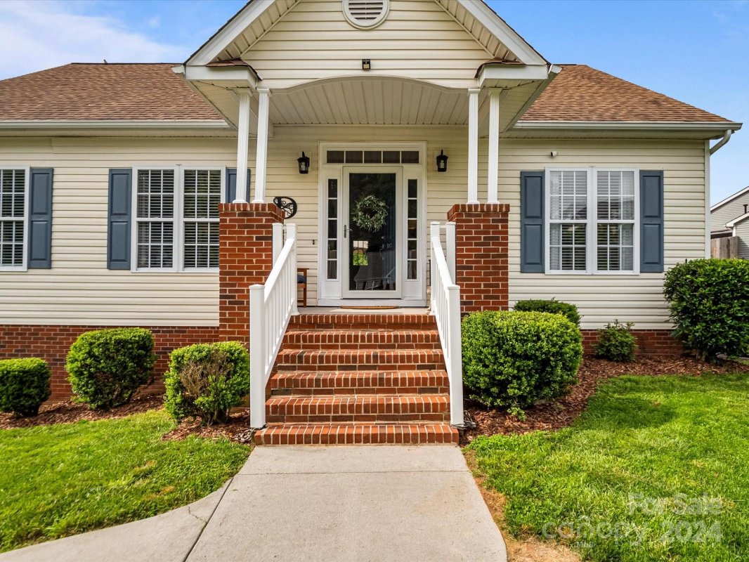 108 Arbridge Court