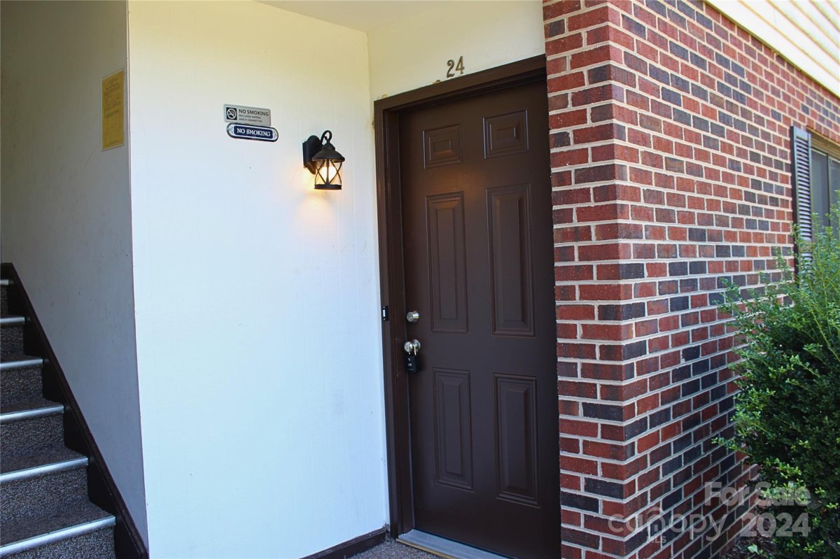 525 12th Street 24