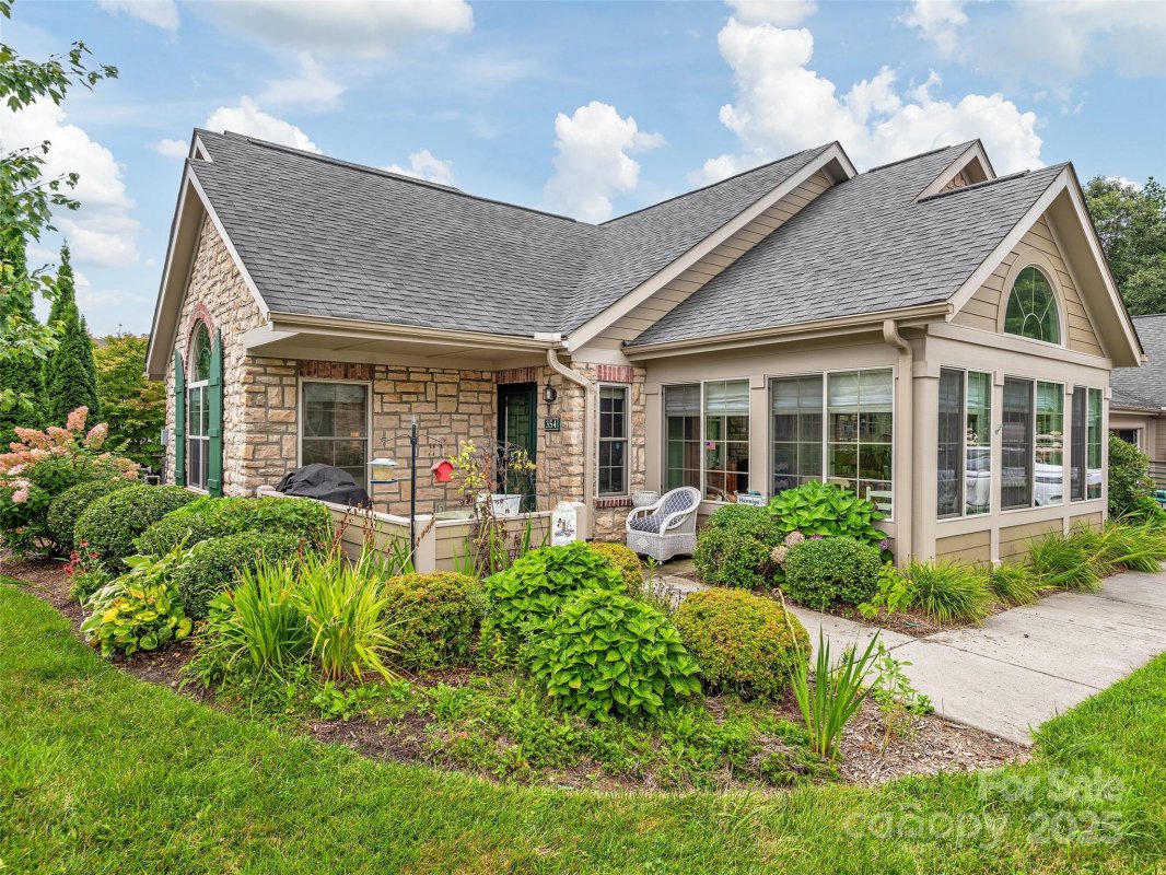 354 Summerfield Place