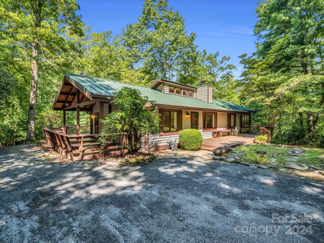 521 Oriole Road