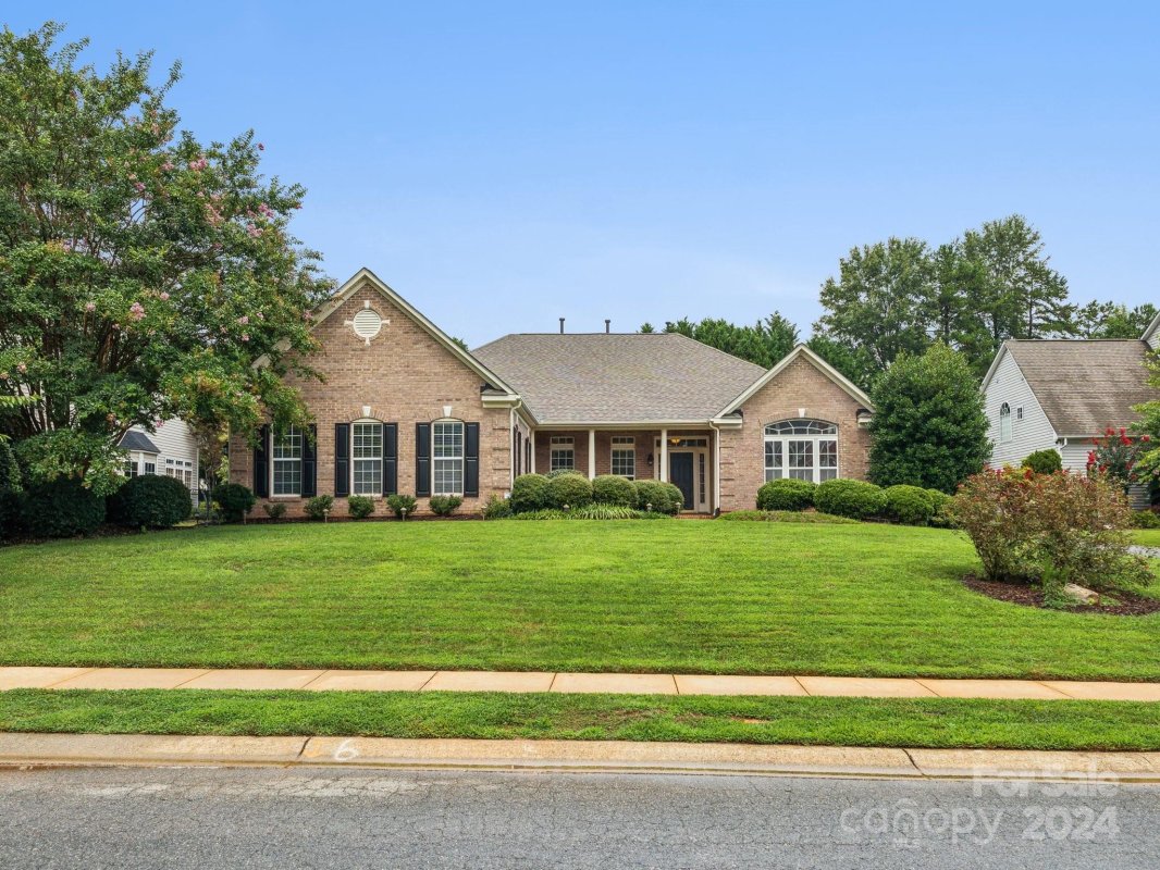 1009 Irish Moss Lane