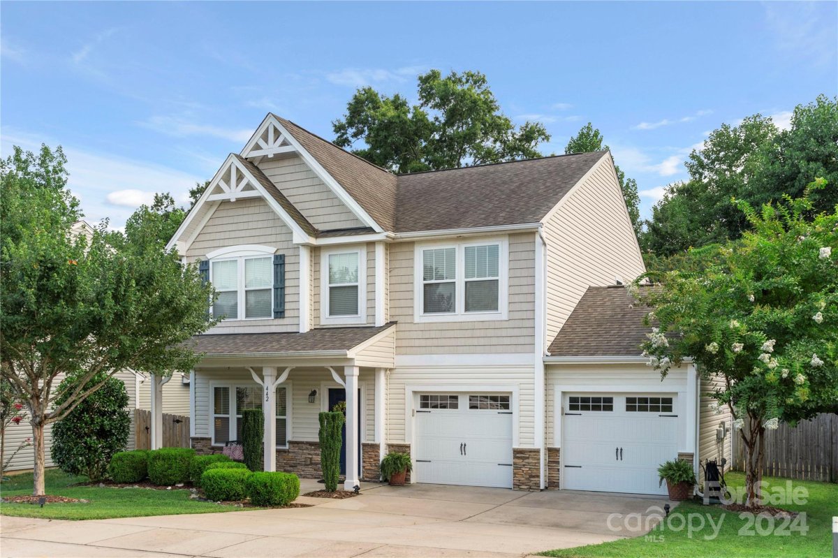 442 Dutch White Drive