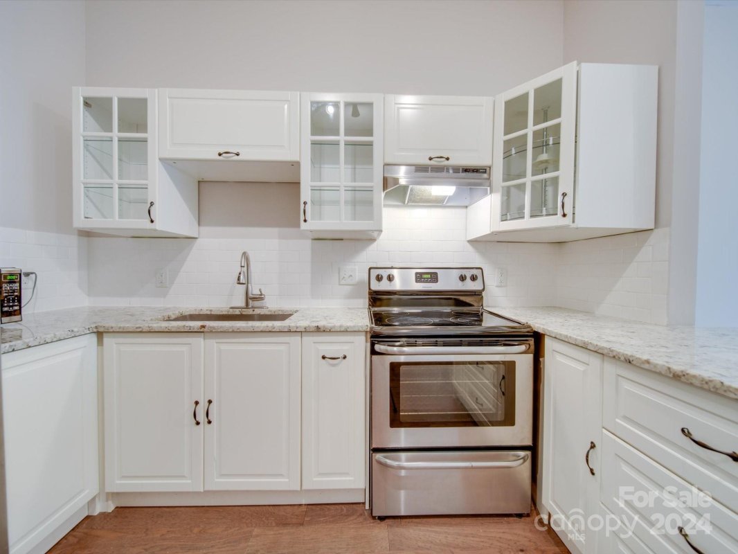 2125 Southend Drive 116