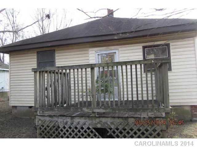 2901 Fair Oaks Drive