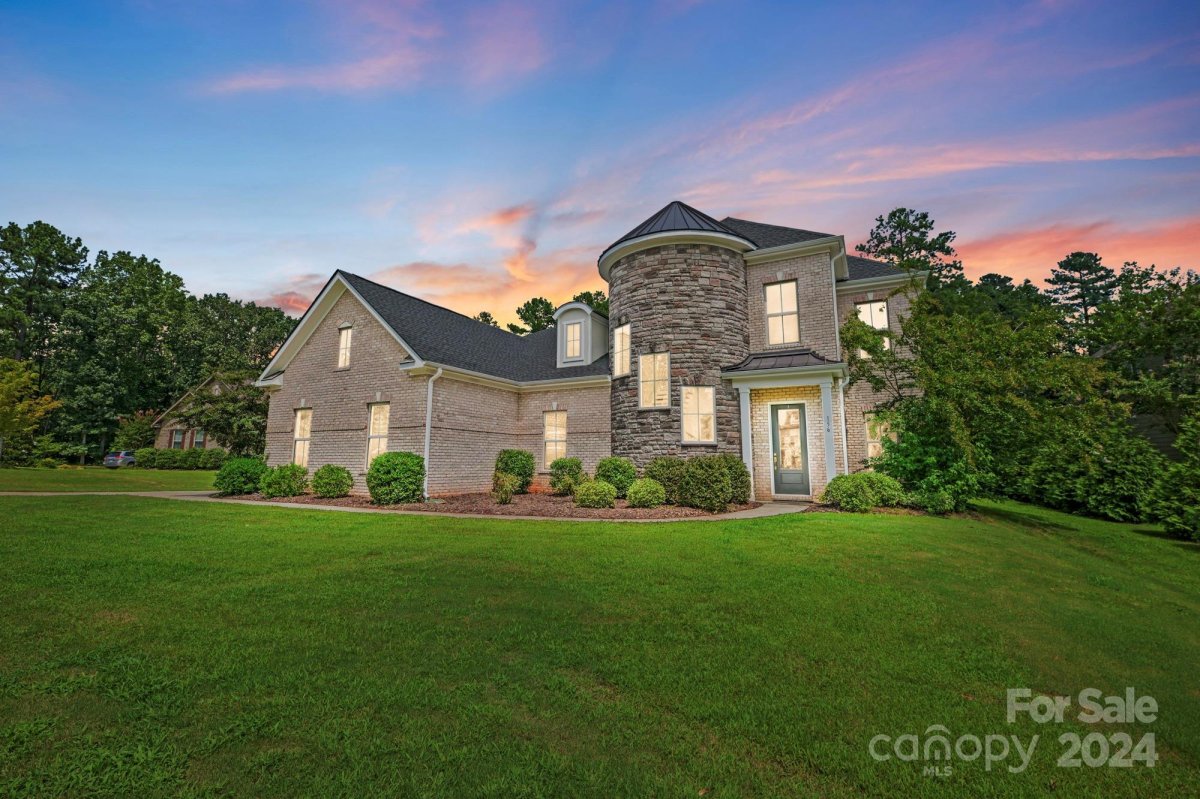 156 Leaning Tower Drive