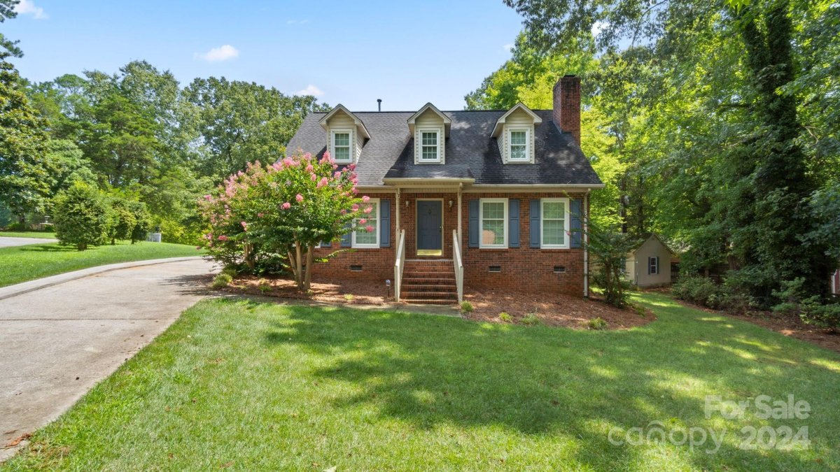 517 Oxford Place