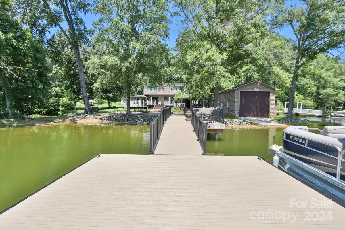 1186 Riverwood Drive