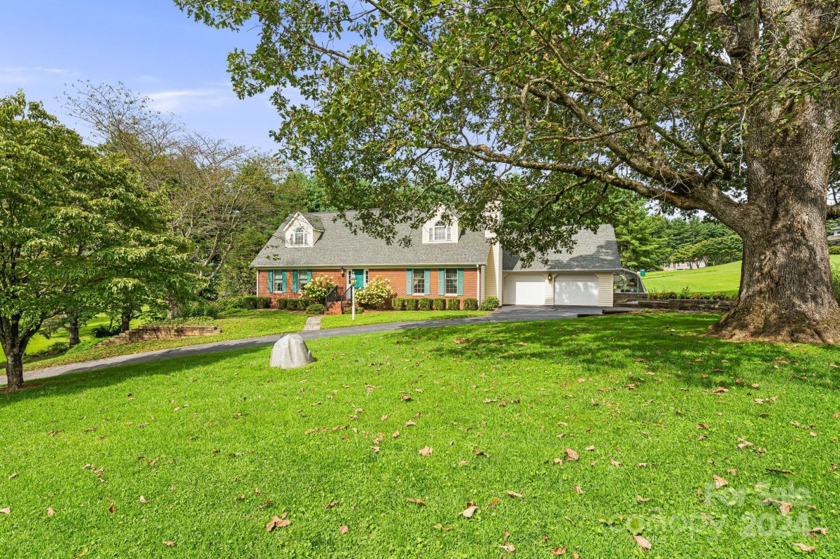 618 Windover Drive