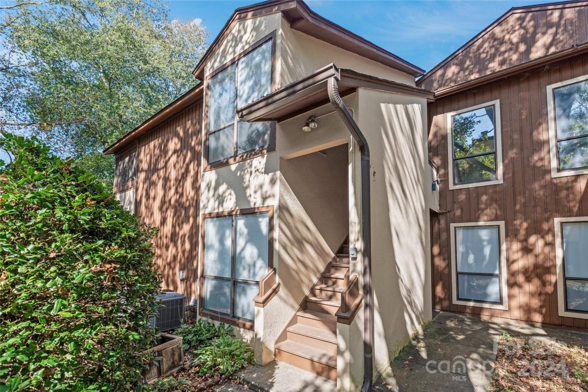 5731 Dockside Drive B