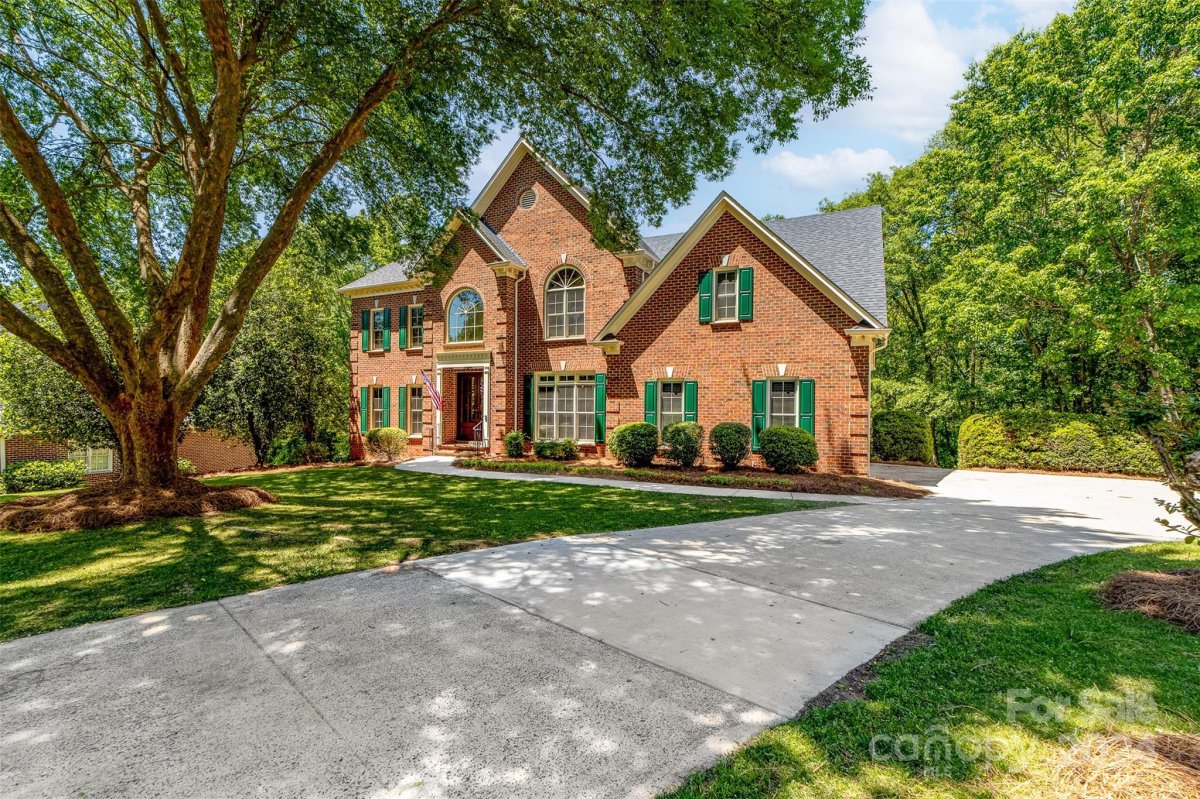 6912 Golden Rain Court