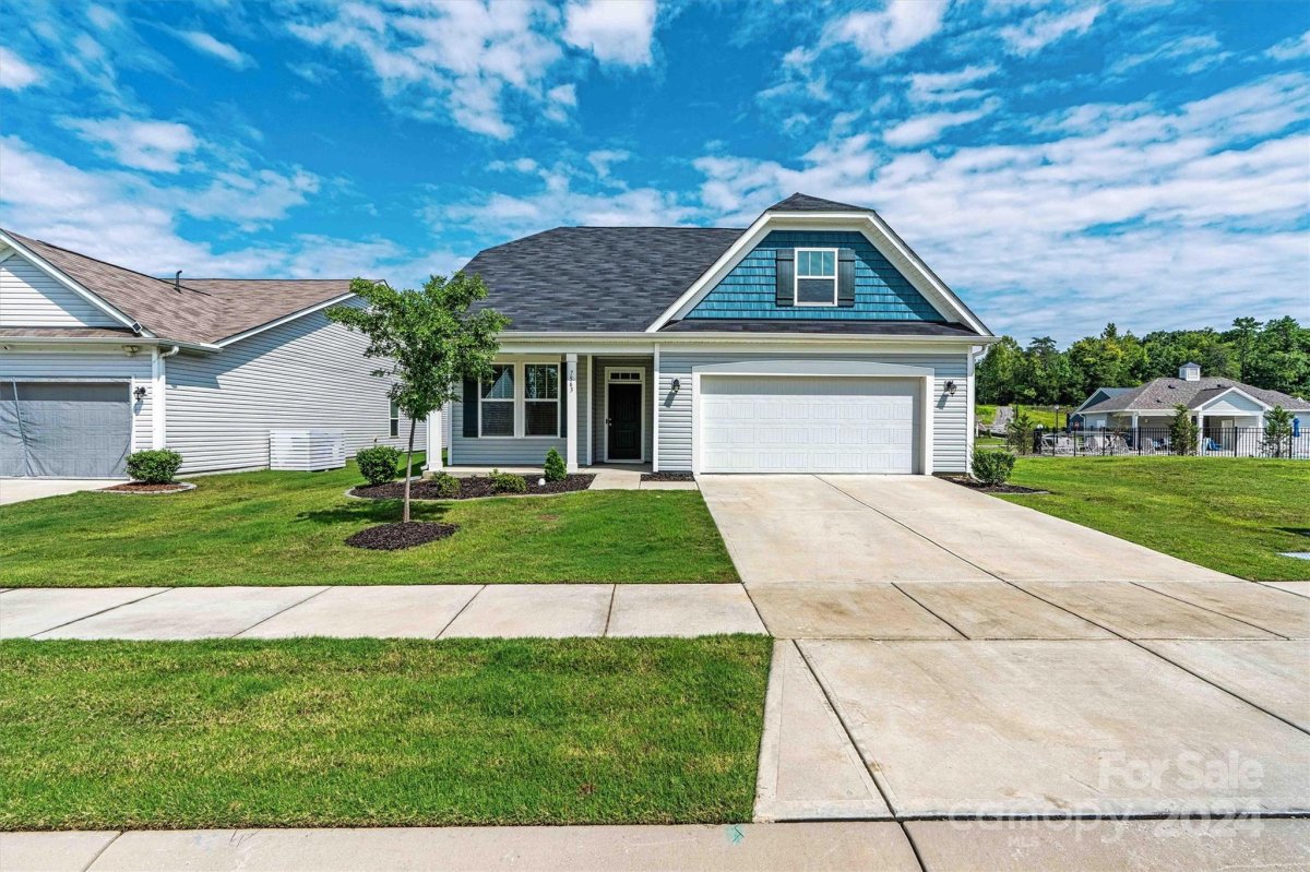 7563 Tanglewood Way