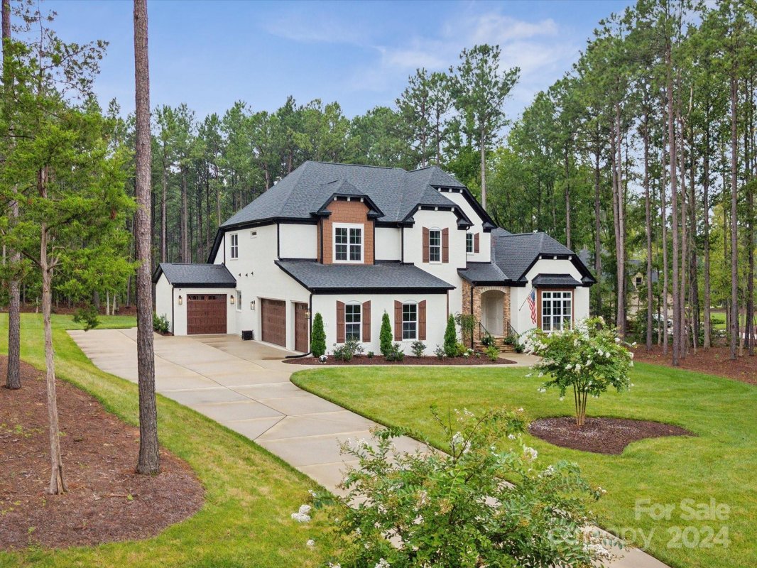 4498 Persimmon Road