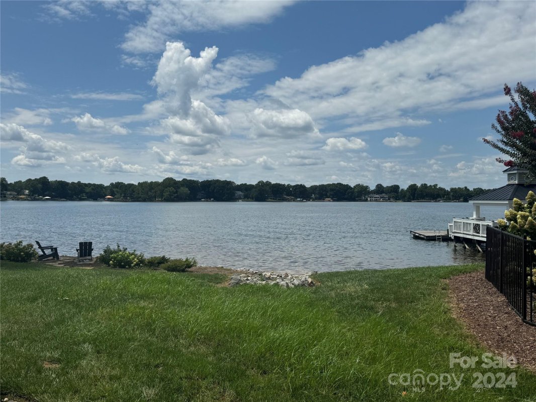 931 Southwest Drive