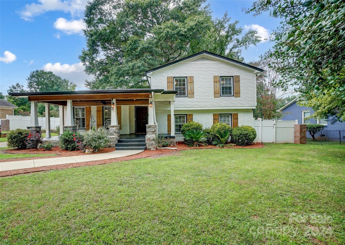 5411 Hollirose Drive