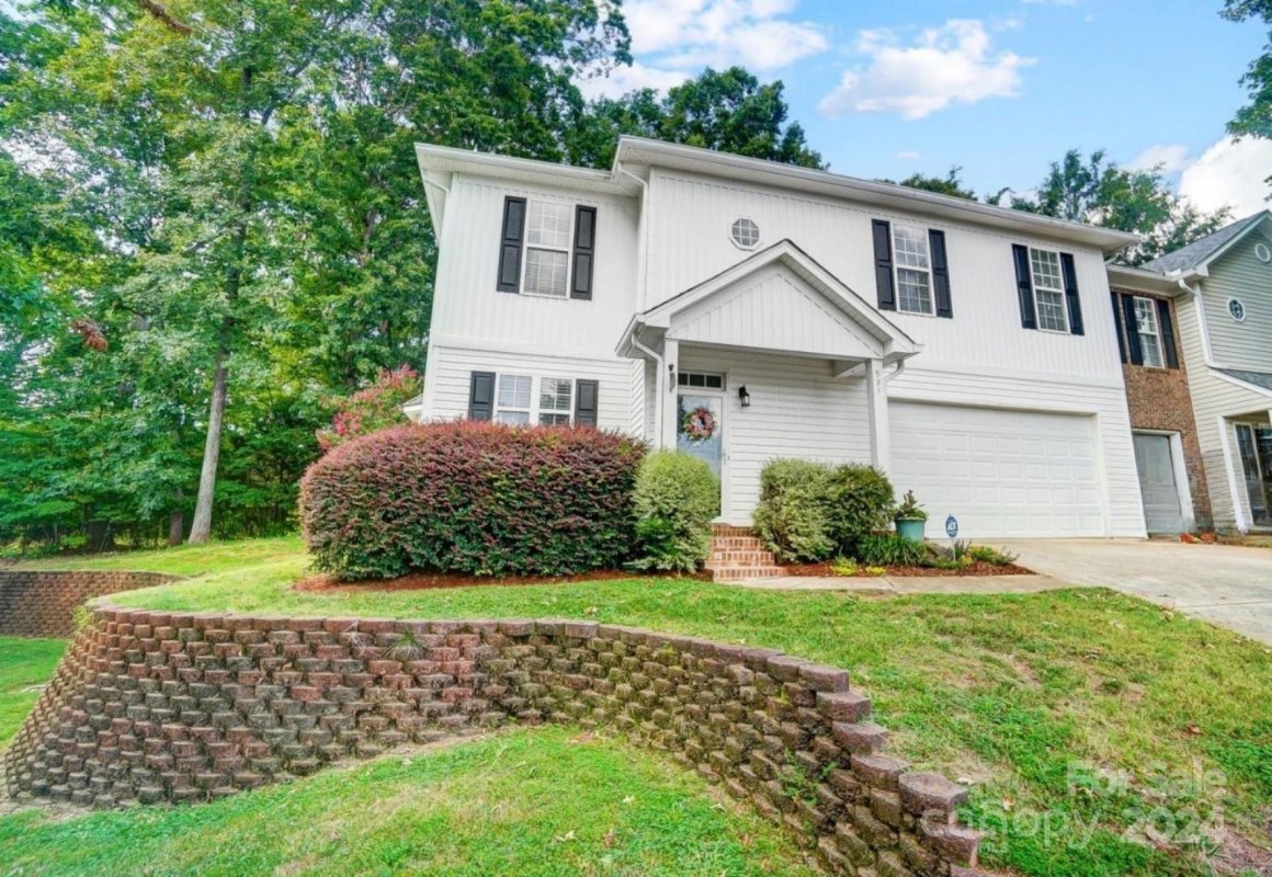 921 Dunes Court