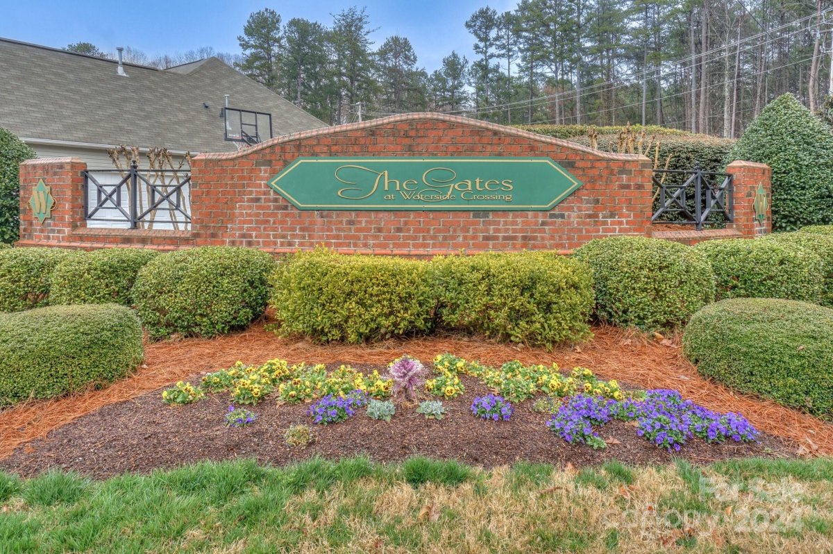 7544 Woodcrest Drive