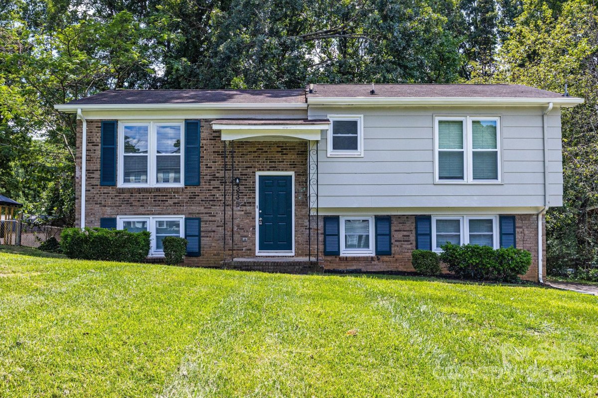335 Sleepy Hollow Road