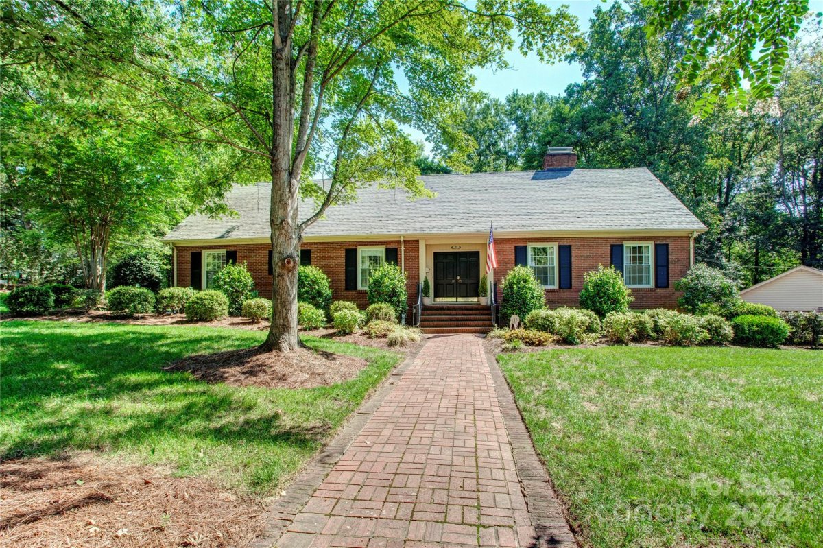 282 Beverly Drive