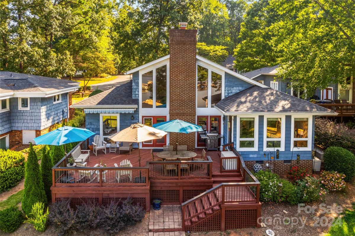 504 Northwest Drive