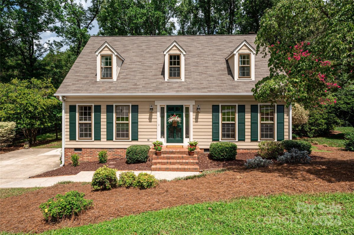 4731 Meadowridge Drive
