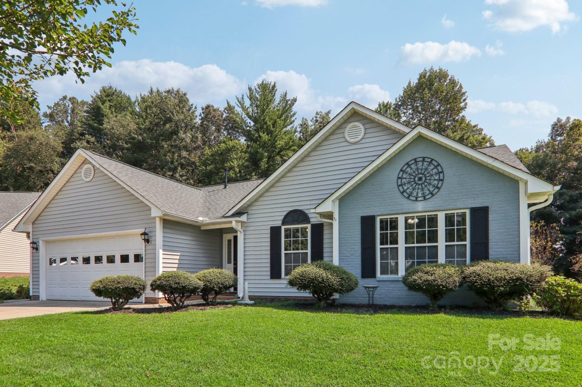 120 Hawks Nest Drive