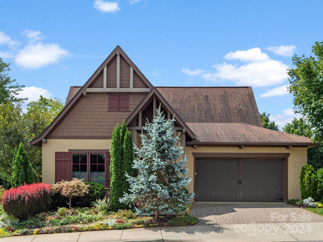55 Chantilly Drive