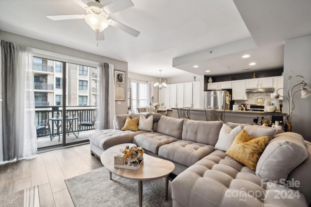 718 Trade Street 502