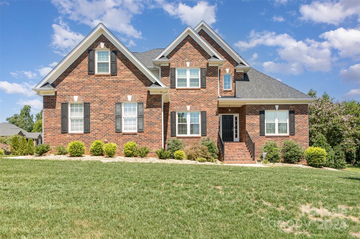 4300 Spooler Court