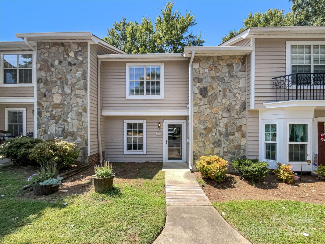 403 Heritage Parkway