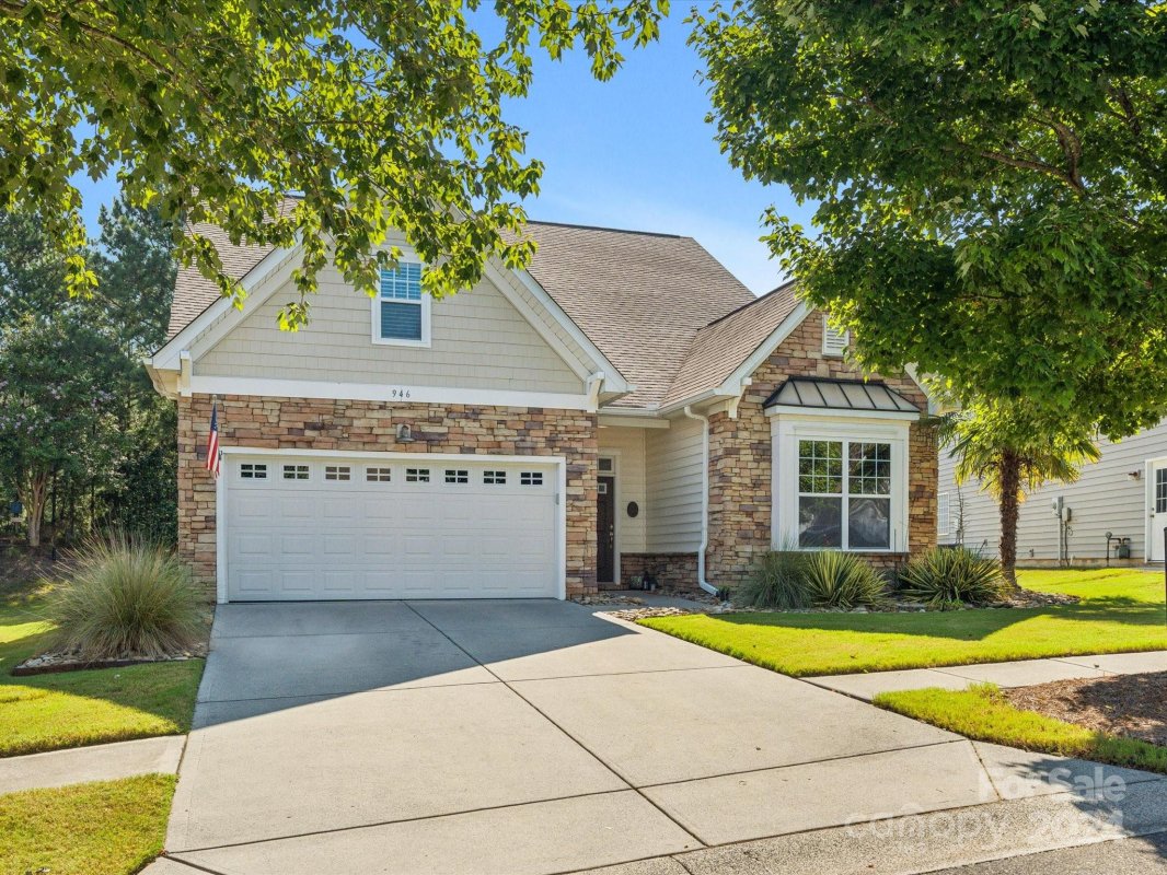 946 Knob Creek Lane