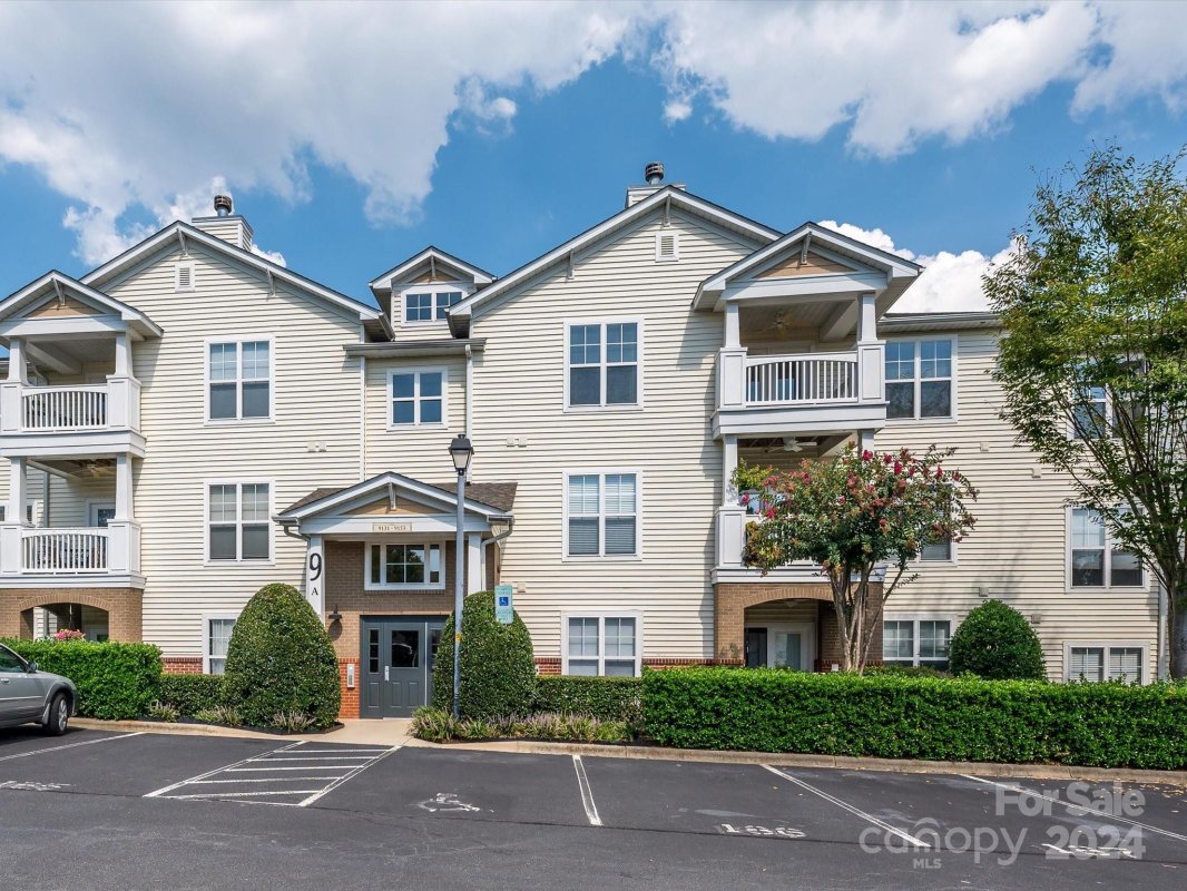9139 Mcdowell Creek Court