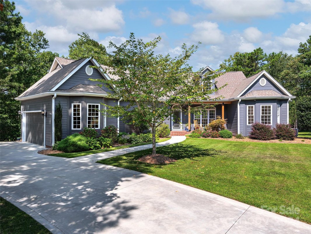 447 River Park Lane