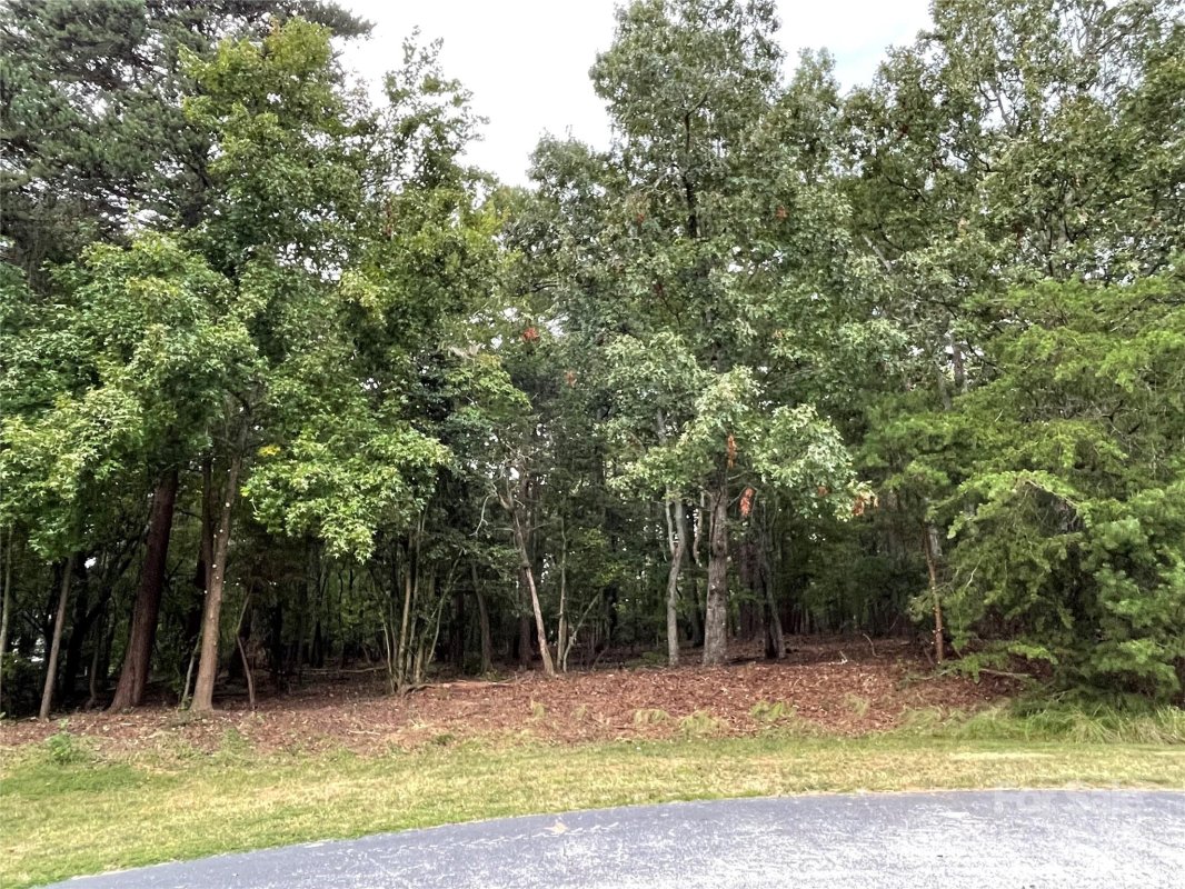 135 Deep Water Court