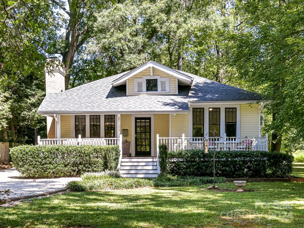 5123 Addison Drive