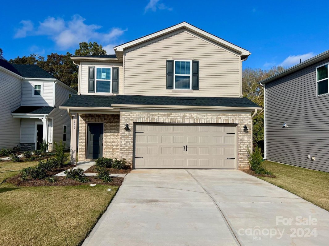 1009 Freeman View Drive
