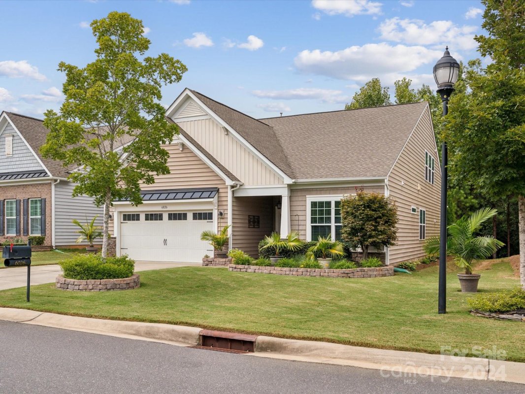 6026 Edinburgh Lane