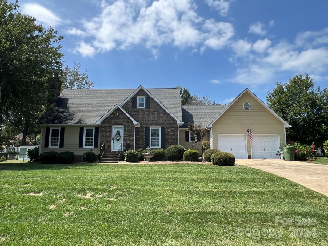 845 Deerfield Drive