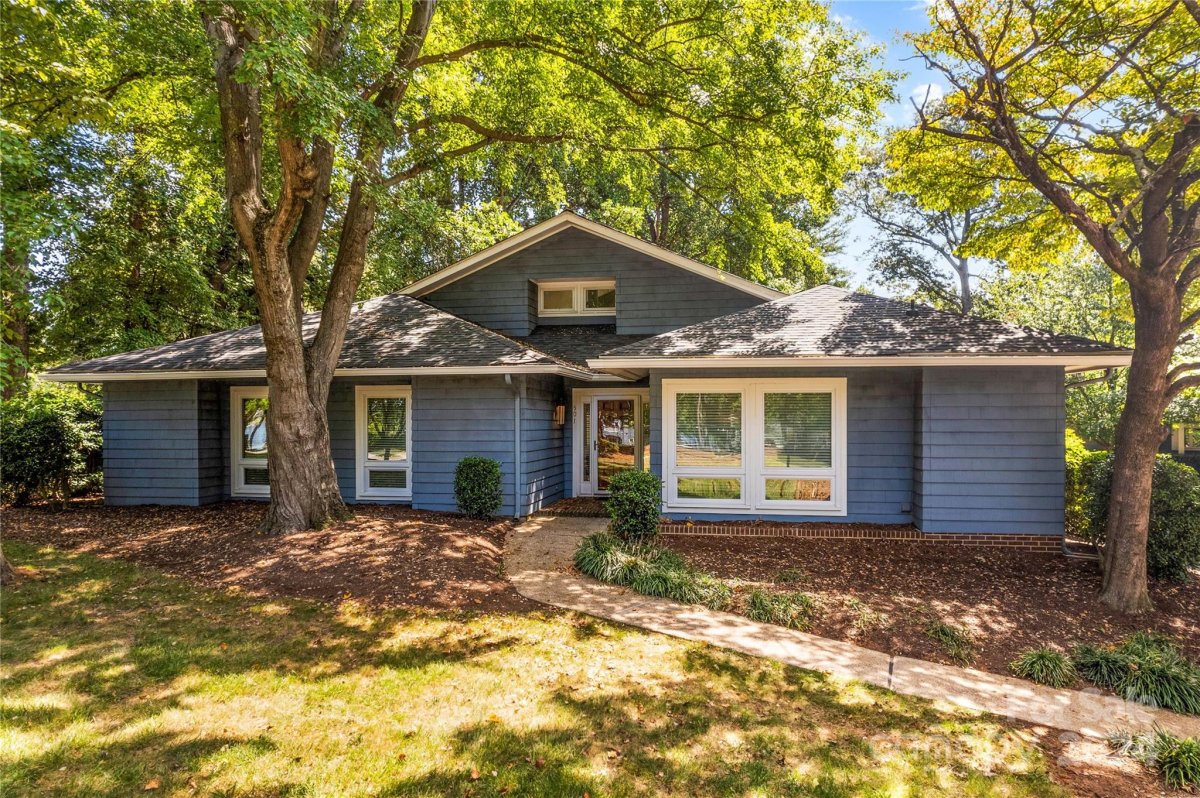 501 Northwest Drive