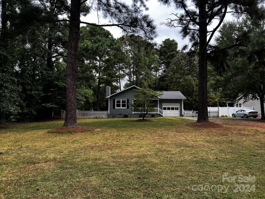 320 Chuckwood Road