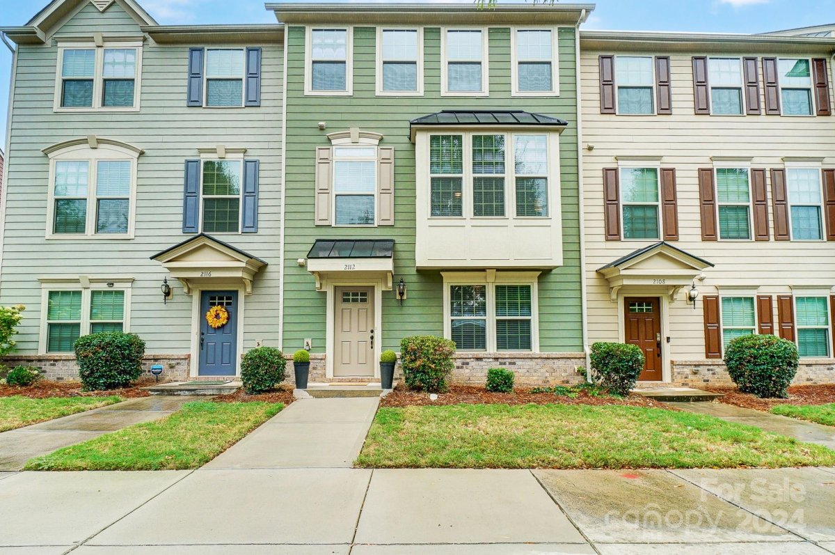 2112 Arbor Loop Drive